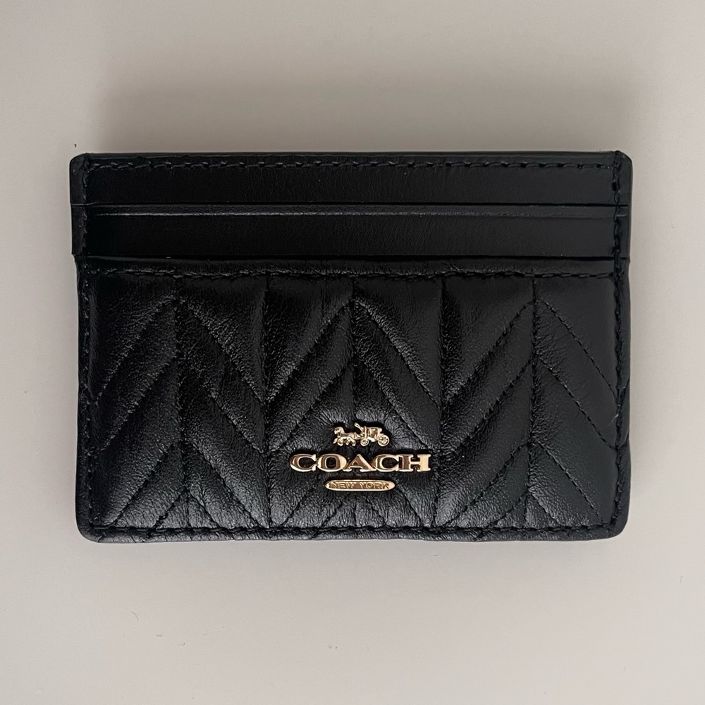 NWOT COACH Black and gold quilted card holder case